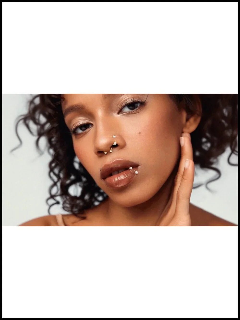 Titanium Horseshoe Nose Ring 18g 20g 7mm 8mm Septum Hoop with CZ Gems